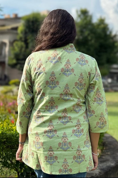 Pista Short Kurti